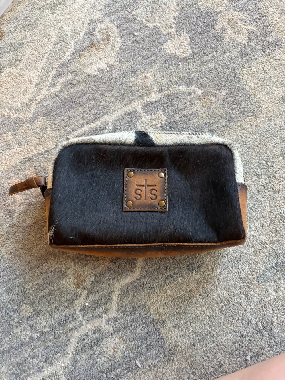 STS Ranchwear Black & White Haircalf Travel Dopp Kit